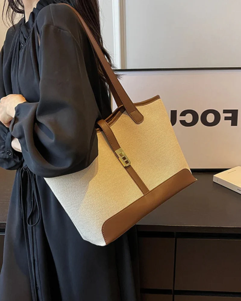 St Tropez Shoulderbag - Image 2