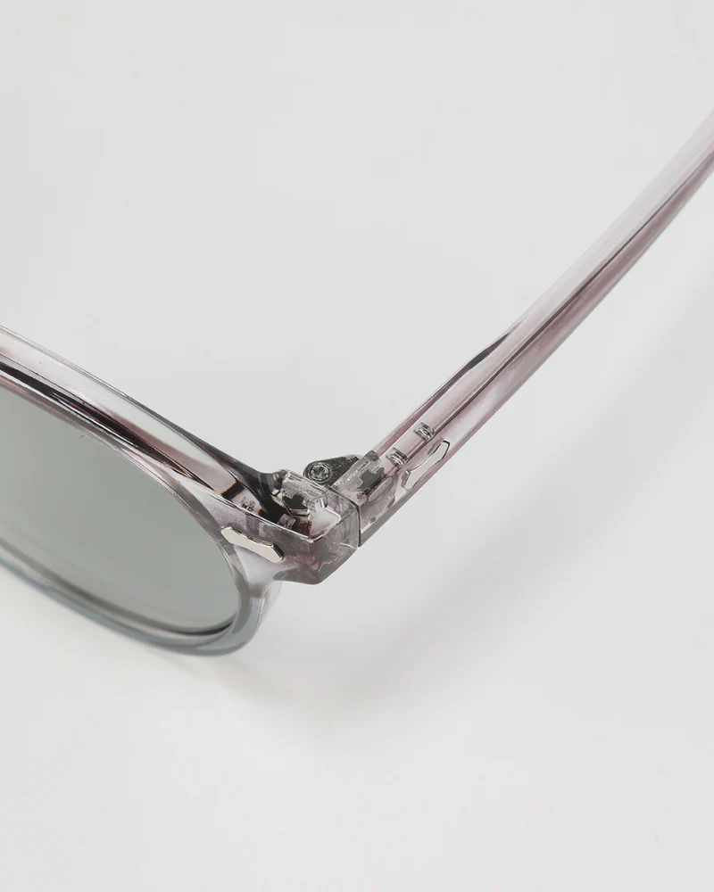 Old Money Sunglasses (Polarised) - Image 4